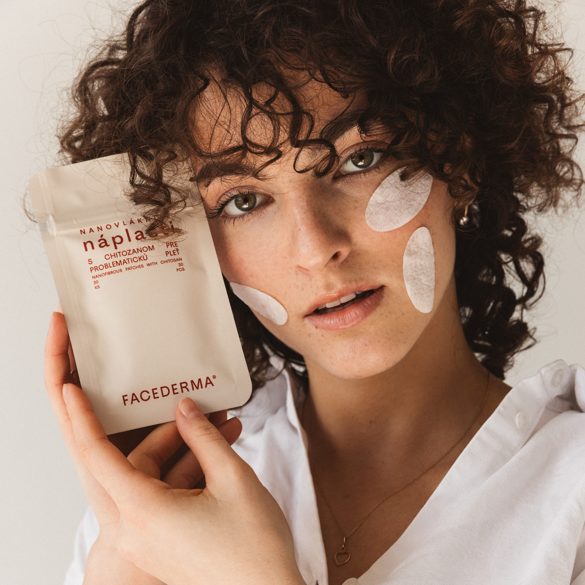 ANTI-AKNÉ Nanovlákenné náplasti s chitosanem pro problematickou pleť