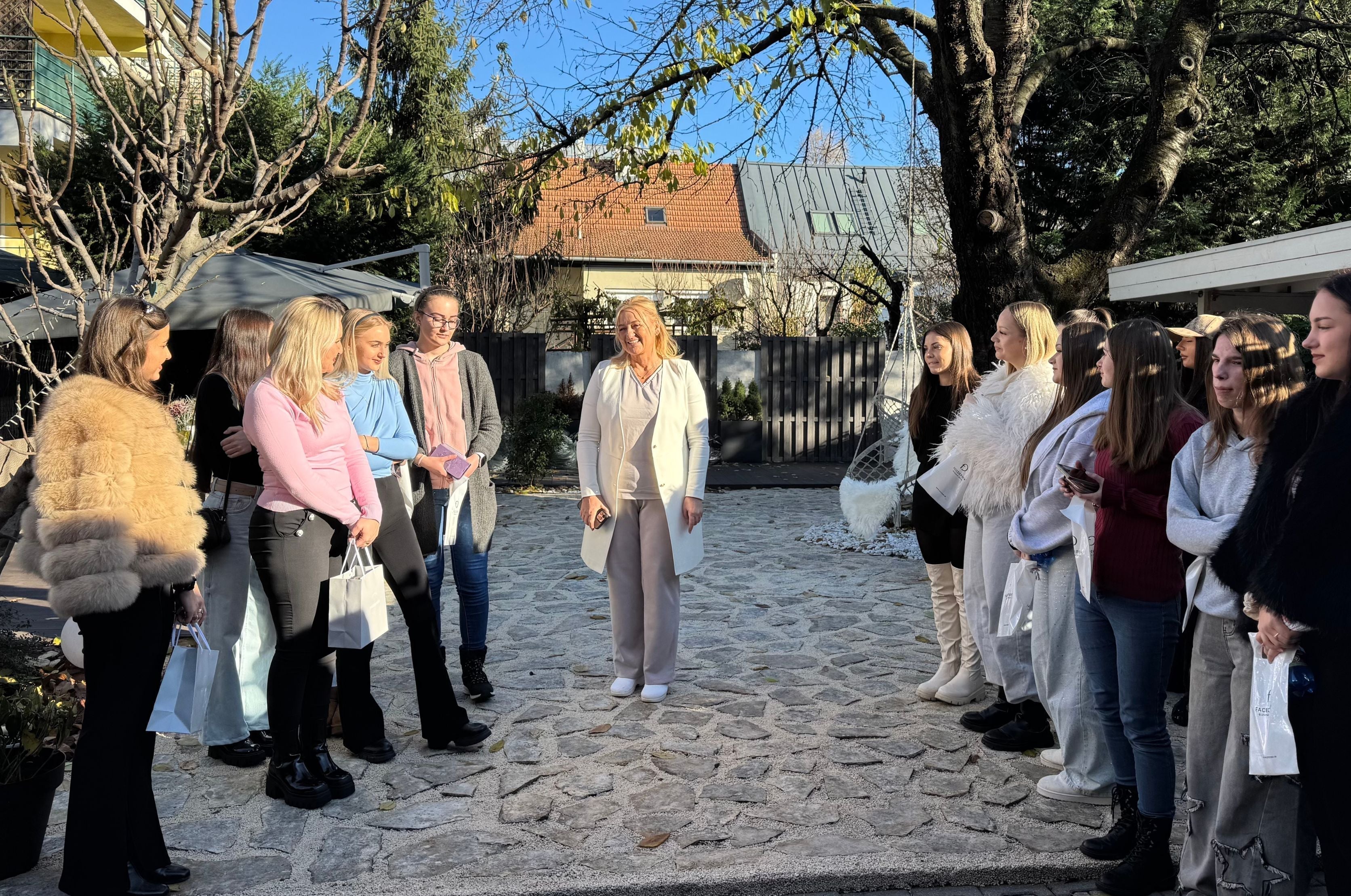 Exkurze budoucích kosmetiček z Námestova