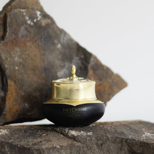 Liftingový oční krém