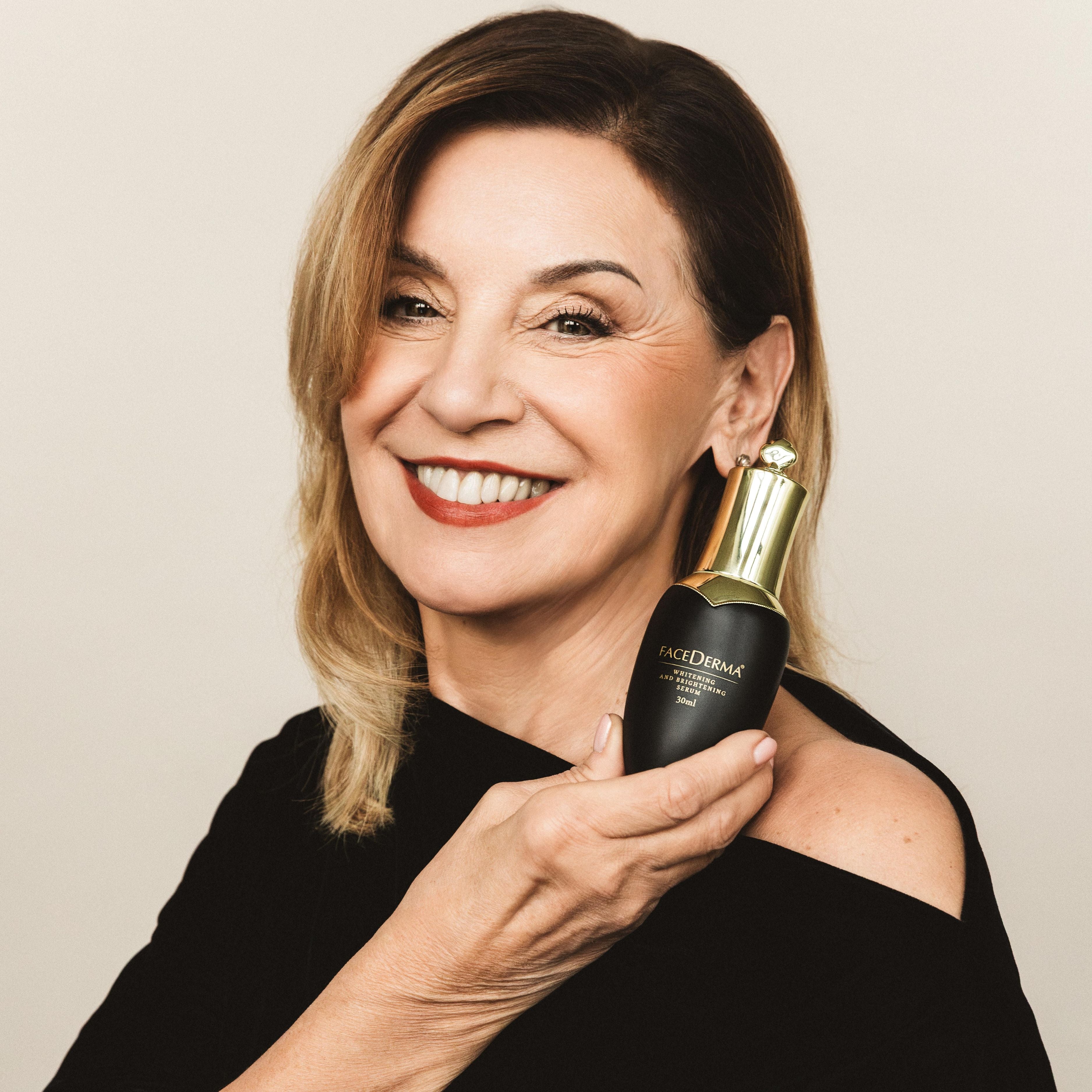 Bělicí a rozjasňující sérum