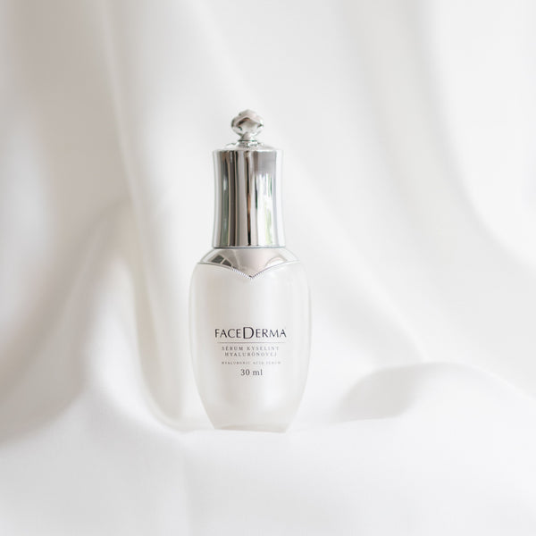 Sérum s kyselinou hyaluronovou