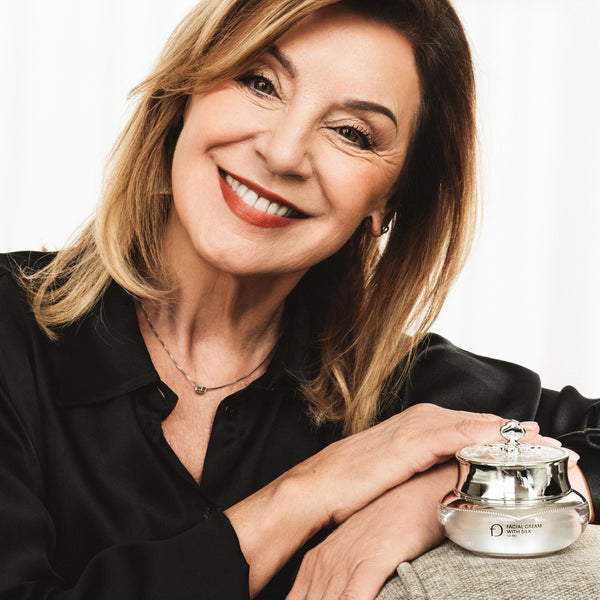 Pleťový krém s hedvábím a kmenovými buňkami z kostivalu lékařského